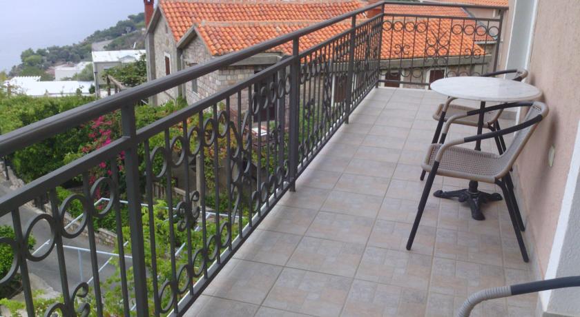 Apartments Mitrovic Podlicak Sveti Stefan Room photo