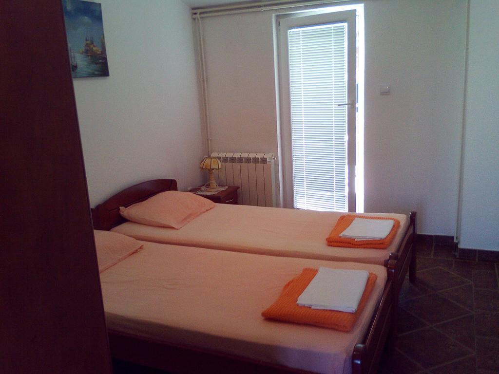 Apartments Mitrovic Podlicak Sveti Stefan Exterior photo