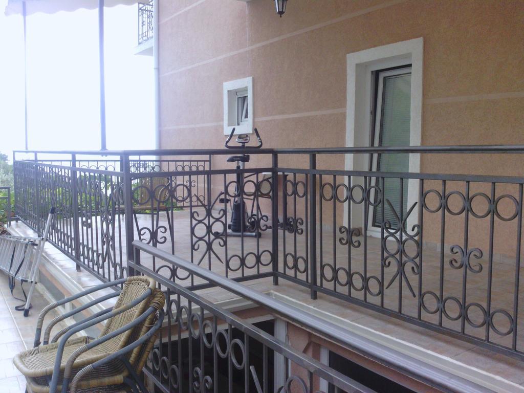 Apartments Mitrovic Podlicak Sveti Stefan Exterior photo