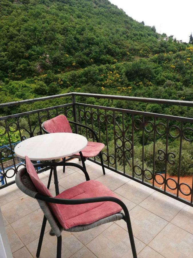 Apartments Mitrovic Podlicak Sveti Stefan Exterior photo